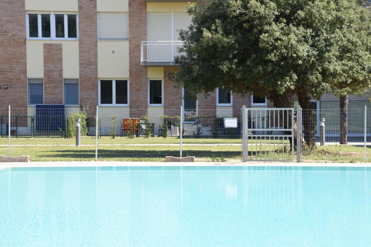 Residence Il Piviere App 7 With Private Garden Каламброне Екстериор снимка